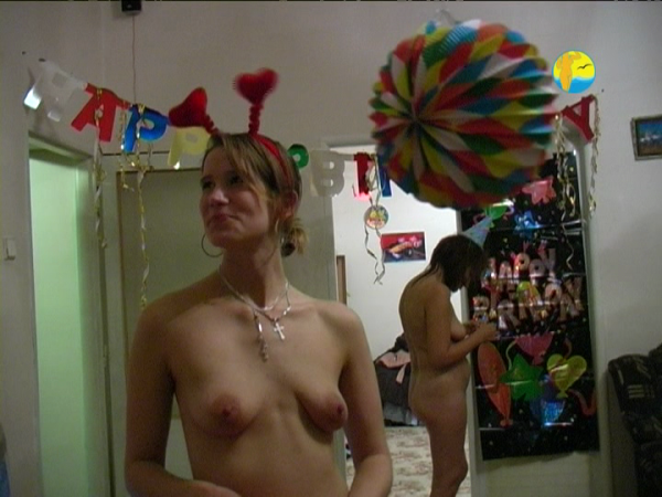 Birthday at the girl nudist Christina. | Russianbare